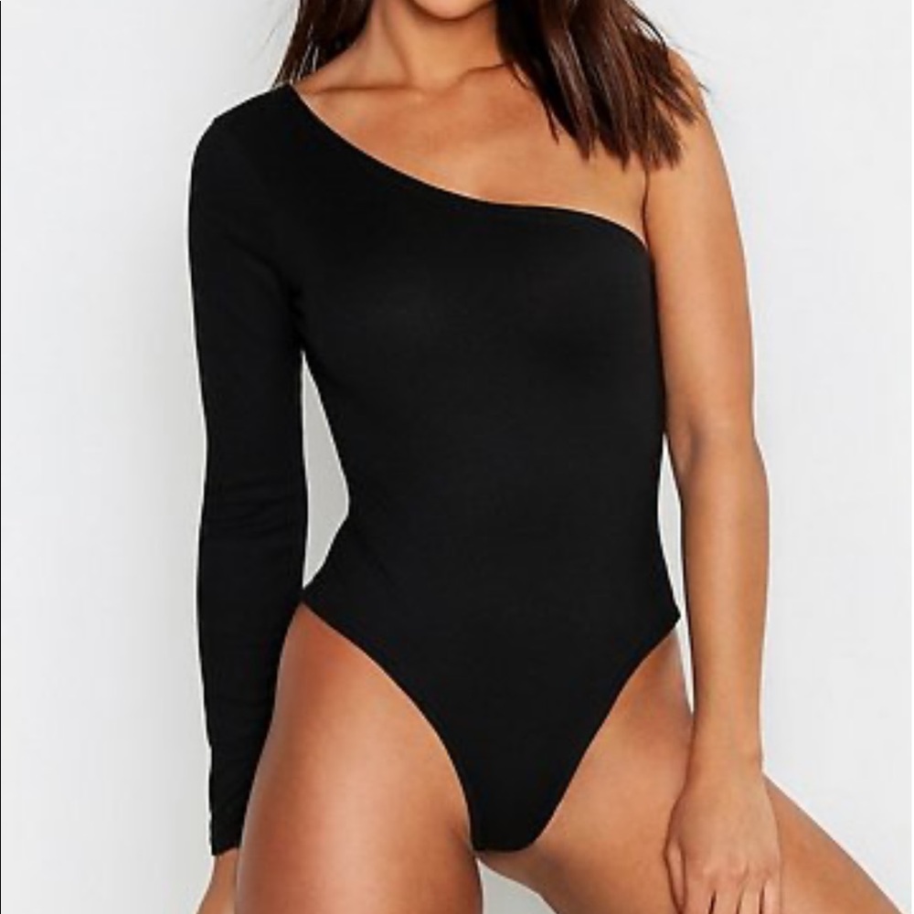 Black One Shoulder Bodysuit
